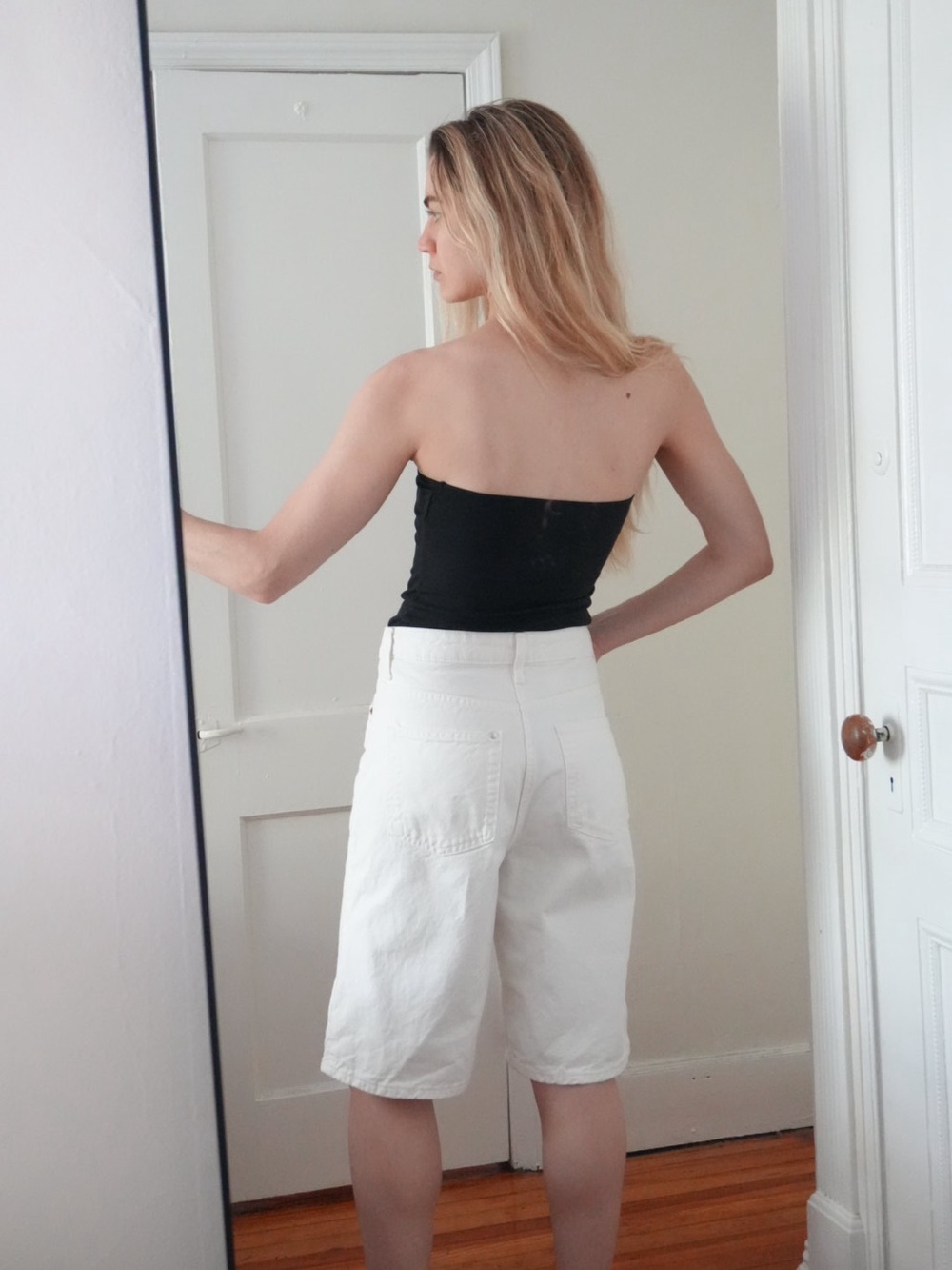 H&M White Wide-Leg Knee-Length Denim Bermuda Baggy Shorts - Picture 5 of 5